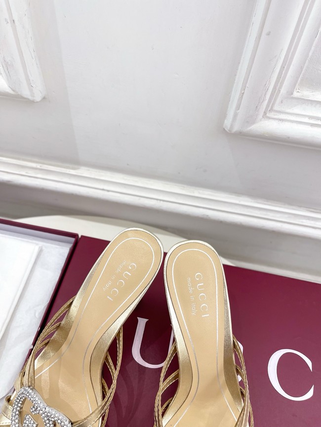 Gucci Womens slide sandal with crystal Interlocking G 852663-2