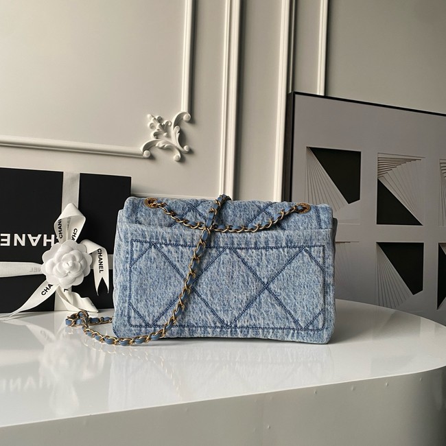 Chanel Maxi Flapbag AS5734 blue