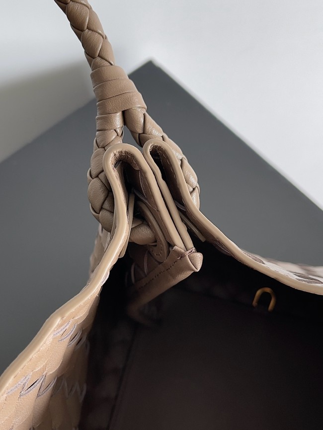 Bottega Veneta Parachute 826212 Pinecone&Brass finish