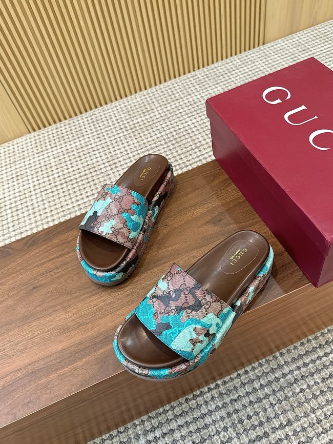GUCCI Womens platform slide sandal 87185-2