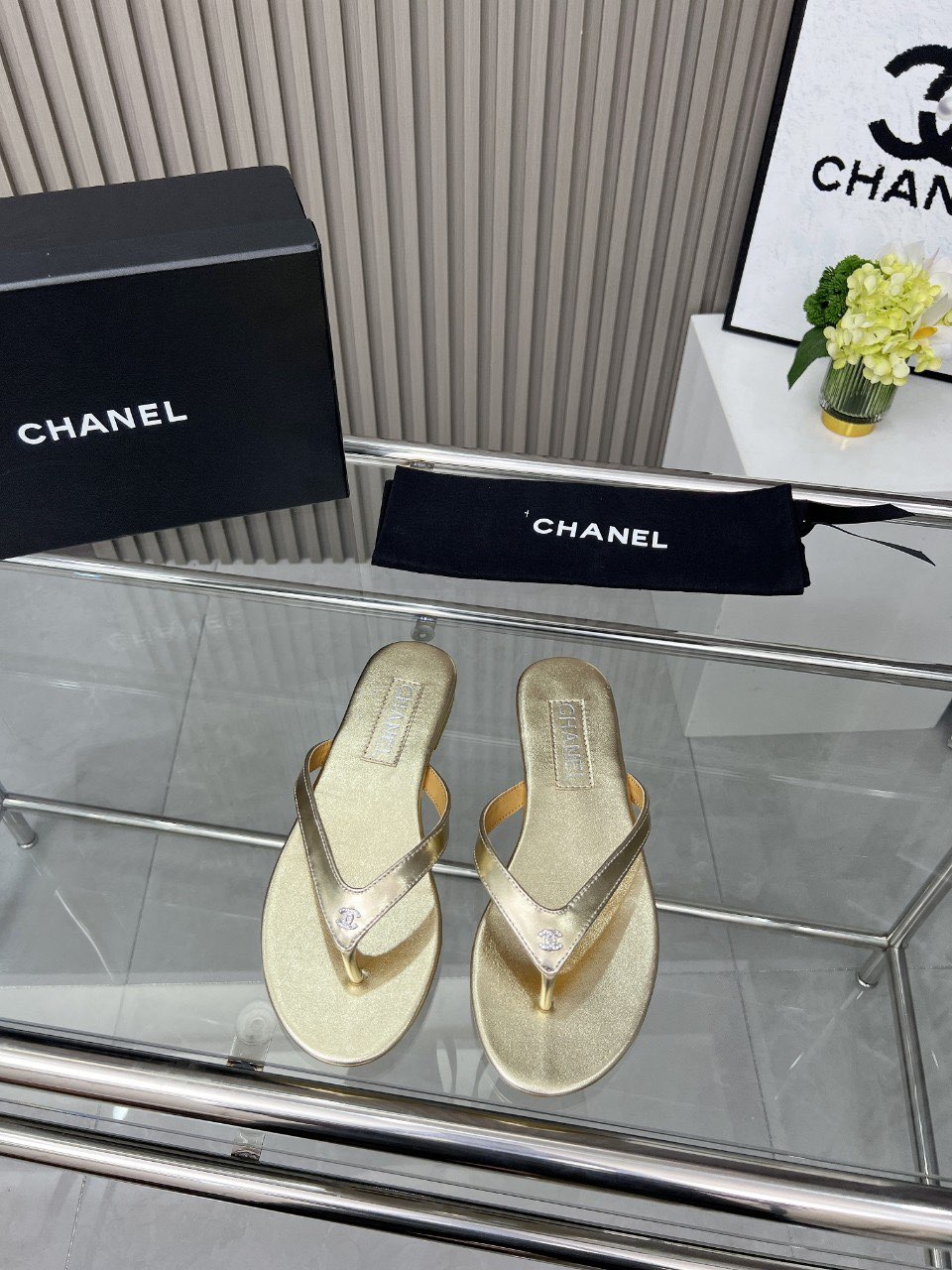 Chanel Sandal Shoes C63012 Gold