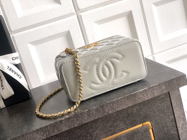 CHANEL 26C Vanity with Chain AP3940 gray