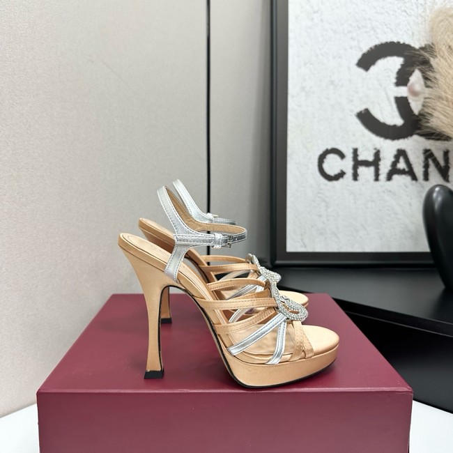 GUCCI Womens pump with crystal Interlocking G 21045-10