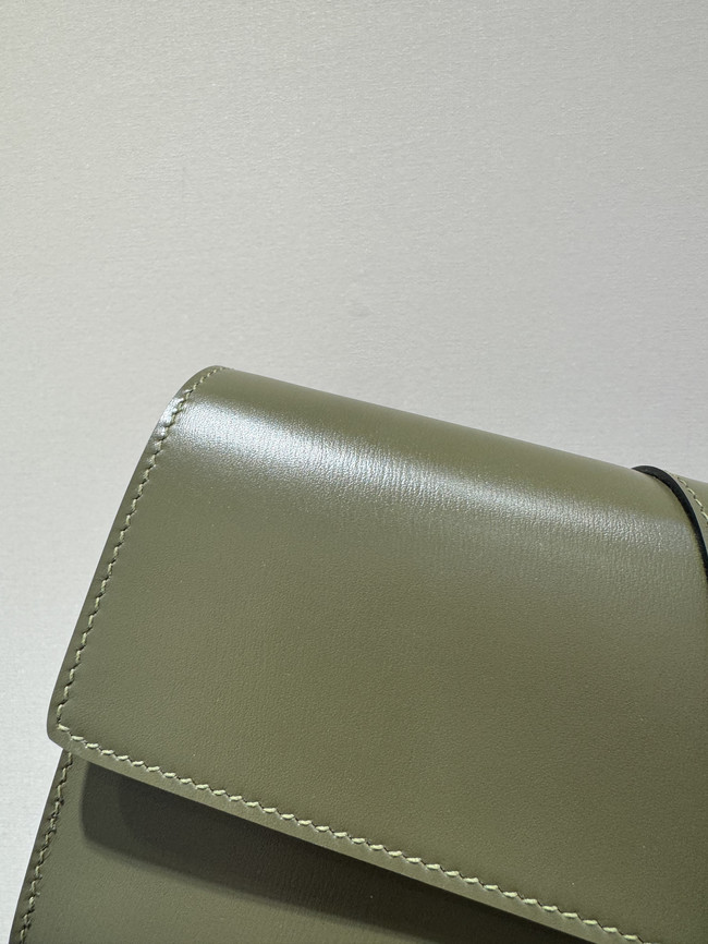 Hermes swift Leather Clutch 37568 dark green