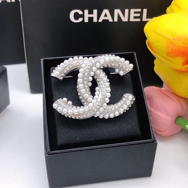 Chanel brooch CE81886