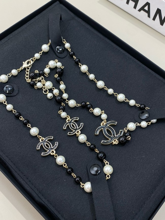 Chanel necklace CE81902