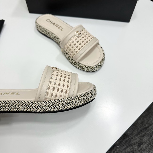 Chanel Slippers 55724-1