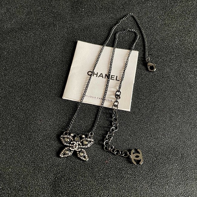 Chanel necklace CE81972