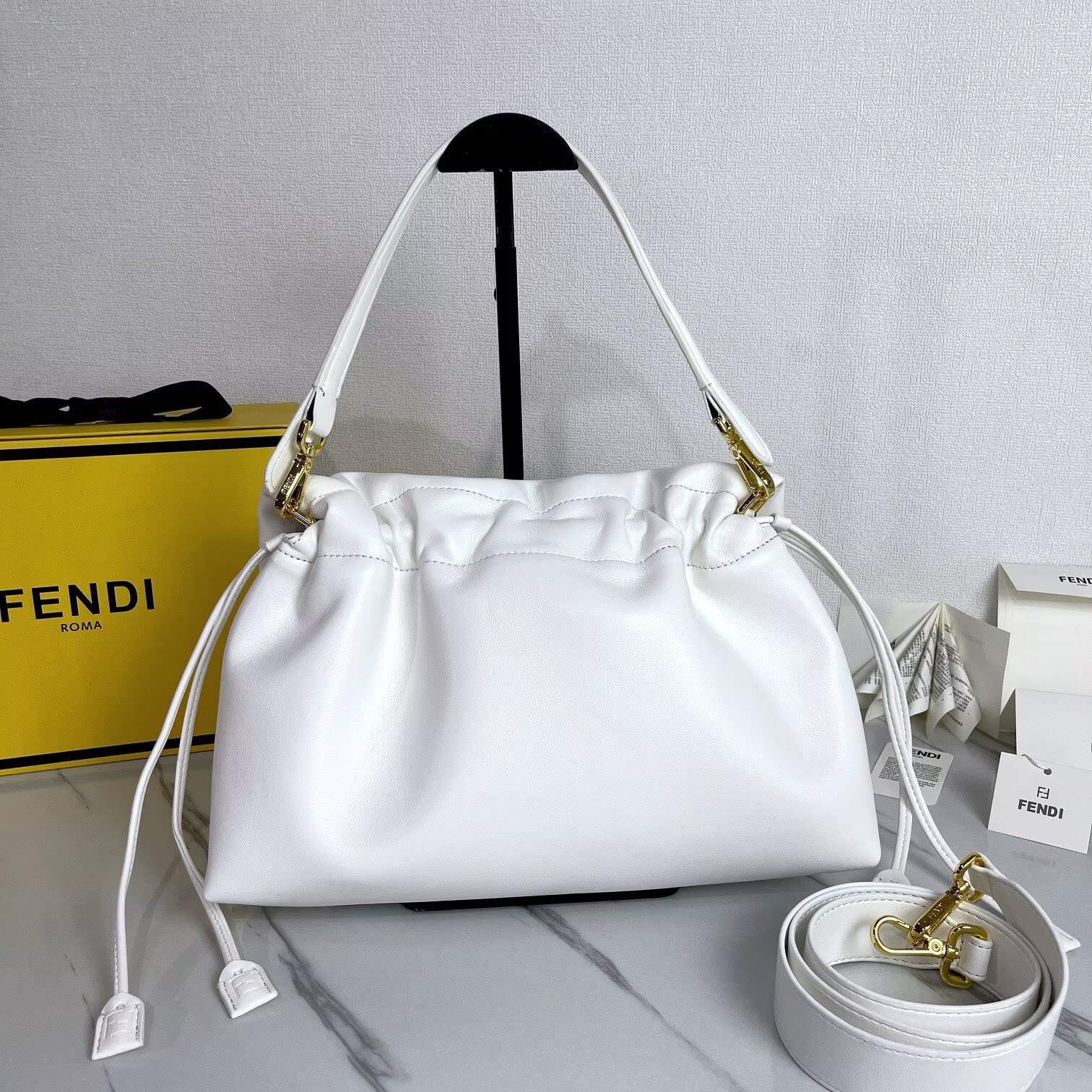 FENDI 2025 Mamma Baguette Original Leather Medium Bag FF8851 White