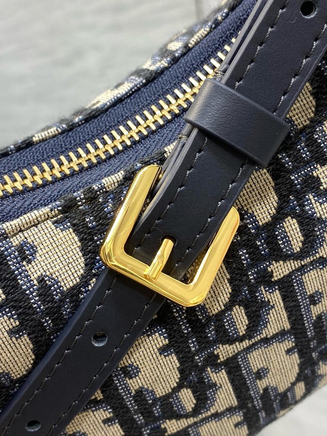 Small DiorTravel Nomad Pouch Blue Dior Oblique Jacquard 5267