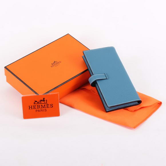 Hermes Bearn Japonaise Bi-Fold A208 Blue Hermes Bearn Japonaise Bi-Fold A208 Blue