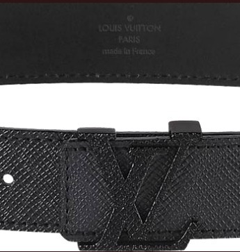 Louis Vuitton Initiales Taiga Leather Belt M6897T Louis Vuitton Initiales Taiga Leather Belt M6897T