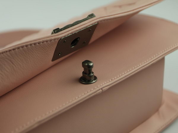 Chanel A67026 Pink Lambskin Leather Le Boy Flap Shoulder Bag Chanel A67026 Pink Lambskin Leather Le Boy Flap Shoulder Bag
