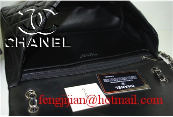 Chanel classic black Flap Bag 36070 silver chain Chanel classic black Flap Bag 36070 silver chain
