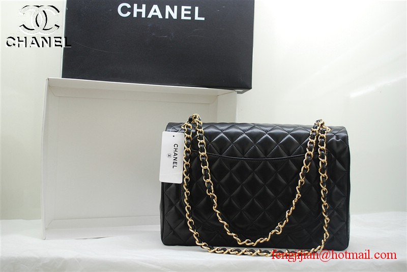 Chanel classic black Flap Bag 36070 gold chain Chanel classic black Flap Bag 36070 gold chain