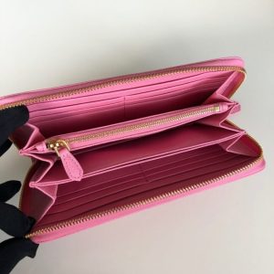 Replica Prada Saffiano Long Zipper Wallet Pink 4 Replica Prada Saffiano Long Zipper Wallet Pink - ultra-realistic fake designer tote