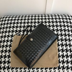 Replica Bottega Veneta Clutch Black 4 Replica Bottega Veneta Clutch Black - premium-grade designer purse dupe
