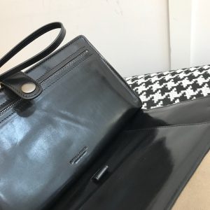 Replica Bottega Veneta Clutch Black 7 Replica Bottega Veneta Clutch Black - top-rated replica designer bag