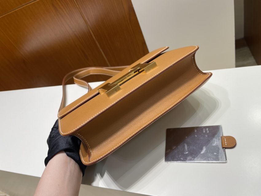 Replica Hermes Constance 24cm Golden Brown 3 Replica Hermes Constance 24cm Golden Brown - high-accuracy replica luxury purse