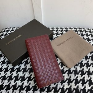 Replica Bottega Veneta Intrecciato Wallet Red 1 Replica Bottega Veneta Intrecciato Wallet Red - ultra-realistic fake designer tote