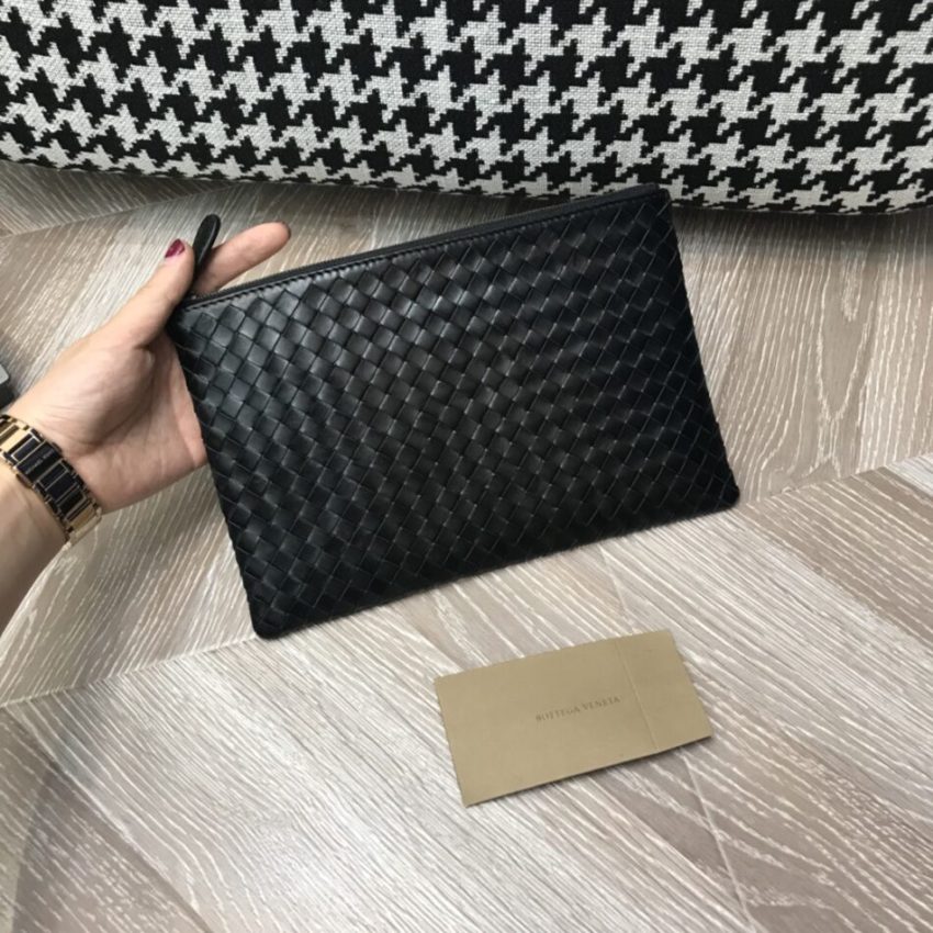 Replica Bottega Veneta Envelope Pouch 8 Replica Bottega Veneta Envelope Pouch - near-authentic luxury replica handbag