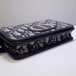 Replica Dior 30 Montaigne Pouch 7 Replica Dior 30 Montaigne Pouch - premium-grade designer purse dupe