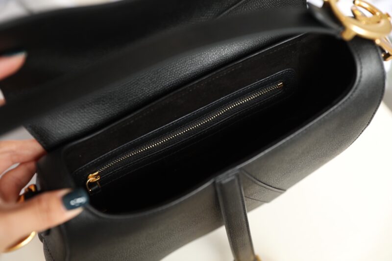 Replica Dior Saddle Bag Black 7 Replica Dior Saddle Bag Black - ultra-realistic fake designer tote