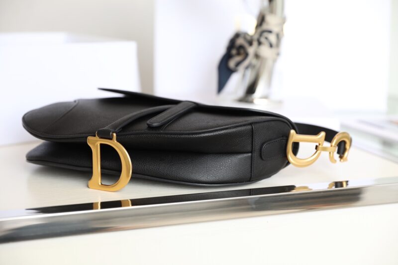 Replica Dior Saddle Bag Black 8 Replica Dior Saddle Bag Black - ultra-realistic fake designer tote