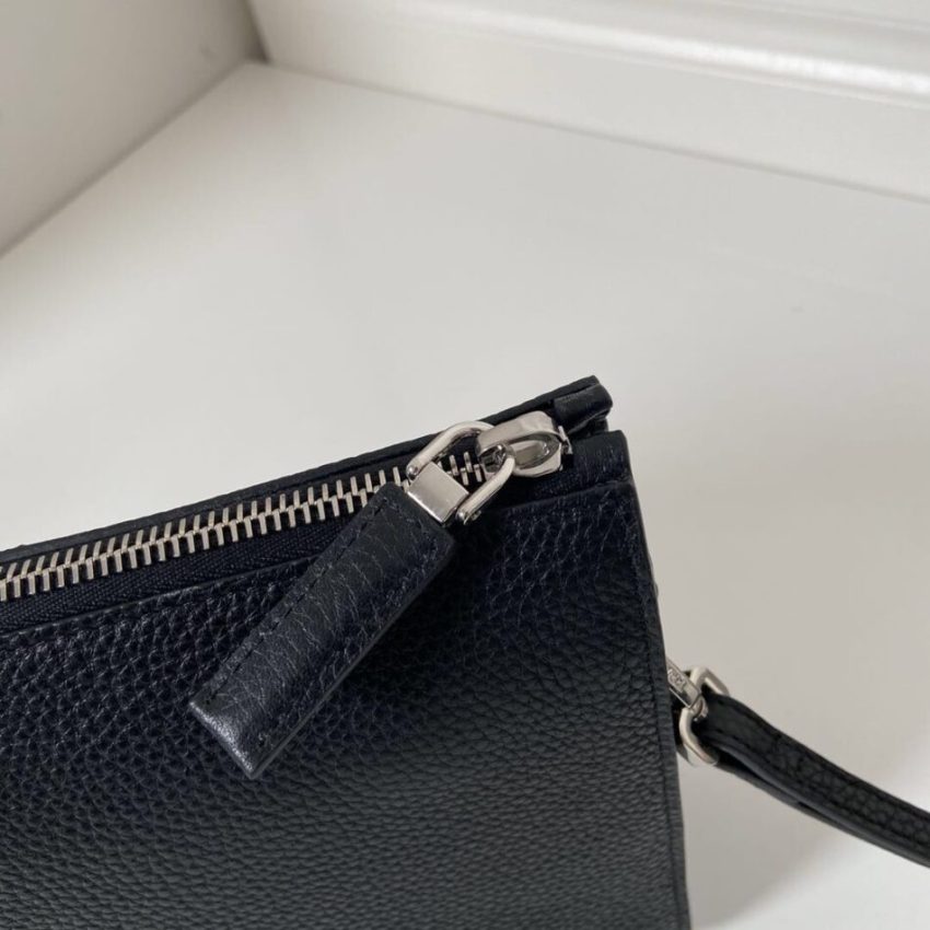 Replica Prada Saffiano Pouch 2 Replica Prada Saffiano Pouch - 1:1 designer replica handbag