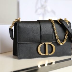 Replica Dior 30 Montaigne Black Grain 2 Replica Dior 30 Montaigne Black Grain - ultra-realistic fake designer tote
