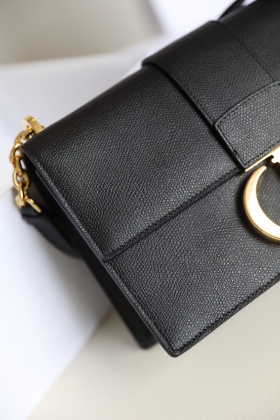 Replica Dior 30 Montaigne Black Grain 6 Replica Dior 30 Montaigne Black Grain - premium-grade designer purse dupe