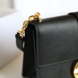 Replica Dior 30 Montaigne Black Grain 7 Replica Dior 30 Montaigne Black Grain - best quality luxury bag dupe