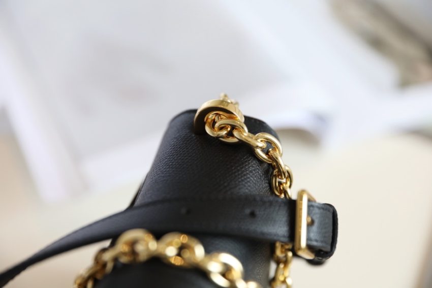 Replica Dior 30 Montaigne Black Grain 9 Replica Dior 30 Montaigne Black Grain - 1:1 designer replica handbag