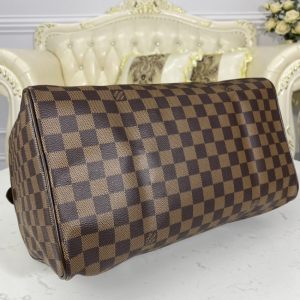 Replica Louis Vuitton Speedy Brown Grid 7 Replica Louis Vuitton Speedy Brown Grid - realistic designer-inspired fake bag