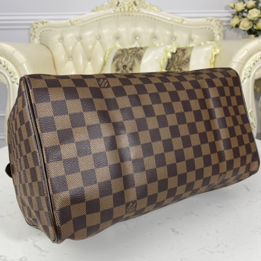 Replica Louis Vuitton Speedy Brown Grid 7 Replica Louis Vuitton Speedy Brown Grid - realistic designer-inspired fake bag
