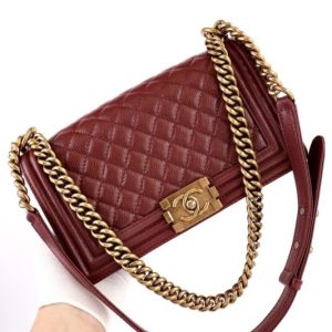 Replica CHANEL Le Boy Red - ultra-realistic fake designer tote
