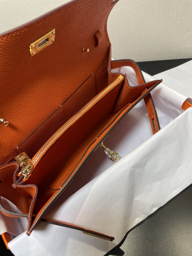 Replica Hermes Kelly Elan Orange 3 Replica Hermes Kelly Elan Orange - near-authentic luxury replica handbag