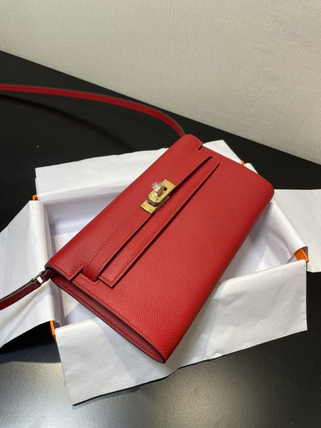Replica Hermes Kelly Elan Red 6 Replica Hermes Kelly Elan Red - realistic designer-inspired fake bag