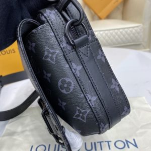 Replica Louis Vuitton Steamer Messenger Black Canvas 6 Replica Louis Vuitton Steamer Messenger Black Canvas - elite superclone designer purse