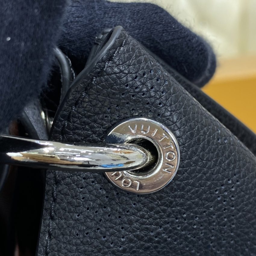Replica Louis Vuitton Carmel Black 3 Replica Louis Vuitton Carmel Black - top-tier luxury replica shoulder bag