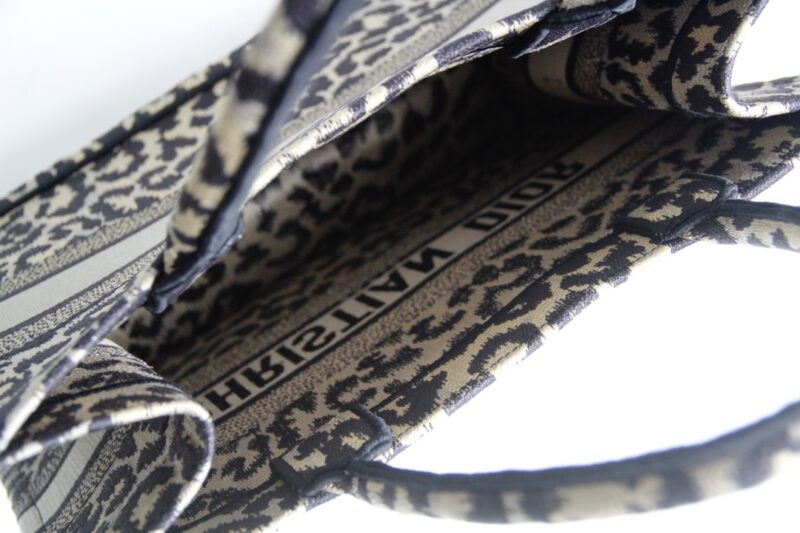 Replica Dior Tote Book Leopard Print 12 Replica Dior Tote Book Leopard Print - high-end fake designer purse