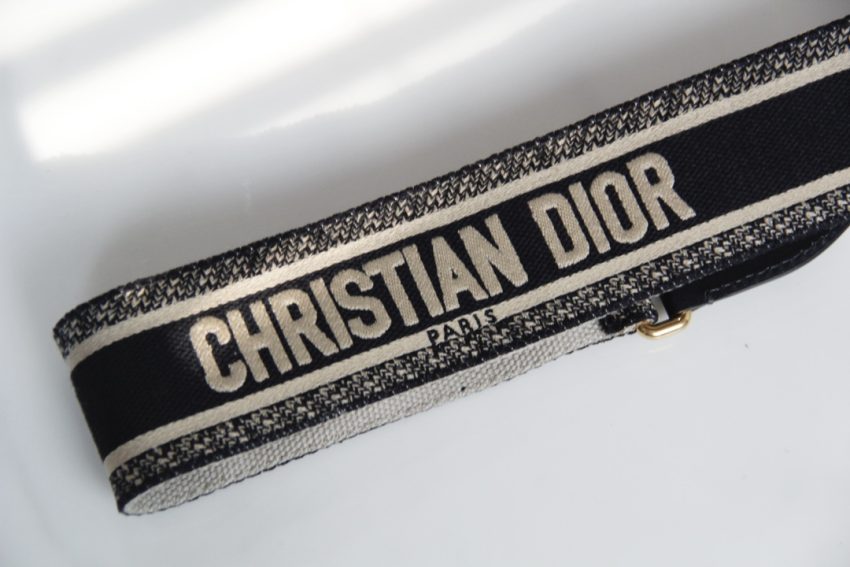 Replica Dior Adjustable Shoulder Strap Classic 2 Replica Dior Adjustable Shoulder Strap Classic - top-tier luxury replica shoulder bag
