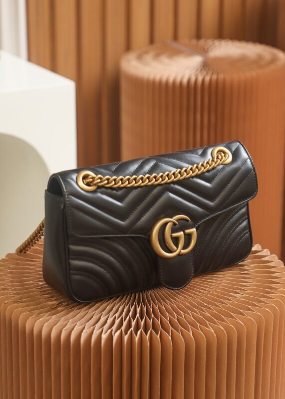 Replica Gucci Marmont Medium Black 7 Replica Gucci Marmont Medium Black - high-end fake designer purse