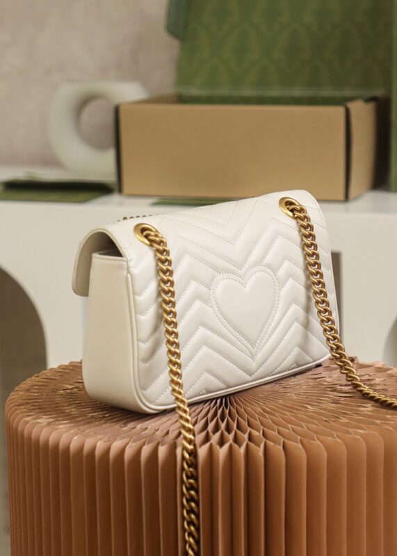 Replica Gucci GG Marmont Medium White 2 Replica Gucci GG Marmont Medium White - premium 1:1 fake handbag model