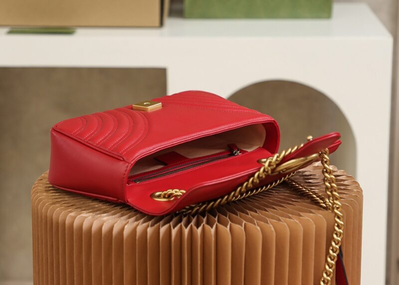 Replica Gucci GG Marmont 1955 Medium Red 2 Replica Gucci GG Marmont 1955 Medium Red - high-end fake designer purse