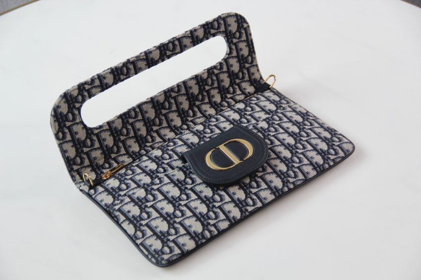 Replica Dior Double Bag Oblique 9 Replica Dior Double Bag Oblique - premium-grade designer purse dupe