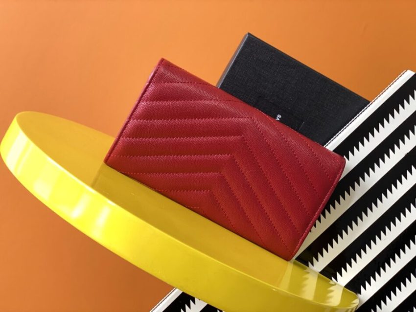 Replica Yves Saint Laurent Large Flap Wallet - realistic designer-inspired fake bag