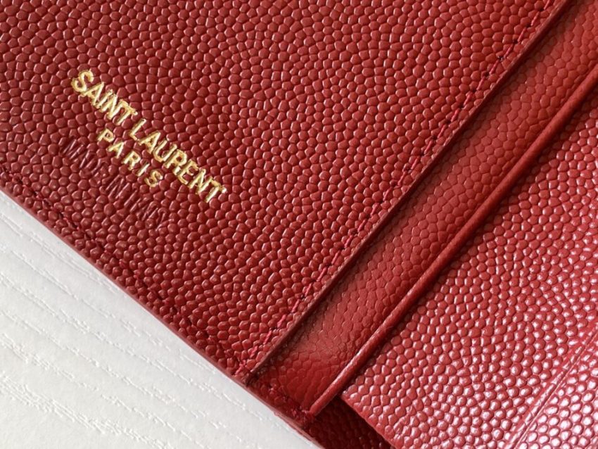 Replica Yves Saint Laurent Tri-Fold Wallet 7 Replica Yves Saint Laurent Tri-Fold Wallet - realistic designer-inspired fake bag