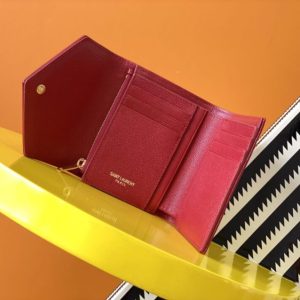 Replica Yves Saint Laurent Tri-Fold Wallet 9 Replica Yves Saint Laurent Tri-Fold Wallet - realistic designer-inspired fake bag