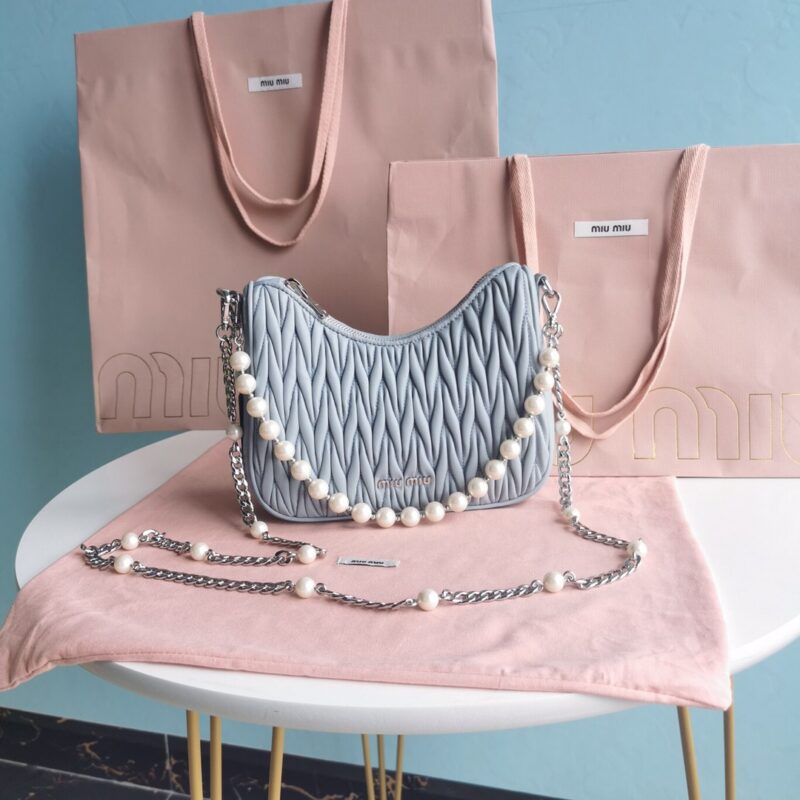 Replica Miu Miu Matelassé Pearl Blue 1 Replica Miu Miu Matelassé Pearl Blue - near-authentic luxury replica handbag